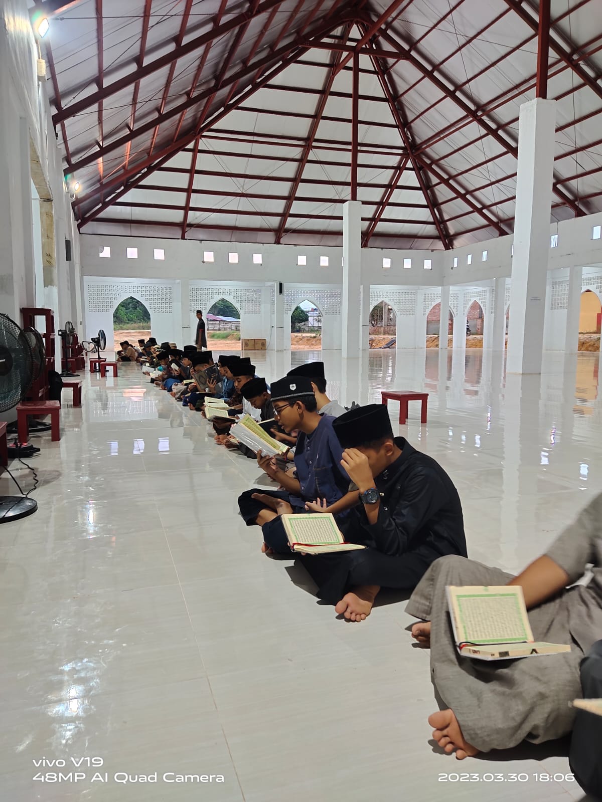 Pesantren Modern Al-Falah Adakan Pelatihan Kewirausahaan untuk Santri